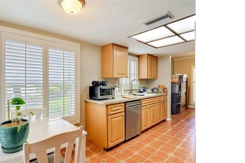 Condominio en venta en Port Richey, Florida, 2 dormitorios, 107.02 m2 № 2100091 - foto 14