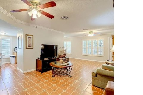 Condominio en venta en Port Richey, Florida, 2 dormitorios, 107.02 m2 № 2100091 - foto 9