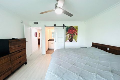 Condo in Coconut Creek, Florida, 2 bedrooms  № 2188503 - photo 15
