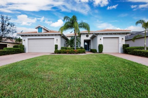 Villa ou maison à vendre à Bradenton, Floride: 4 chambres, 244.33 m2 № 1421352 - photo 1