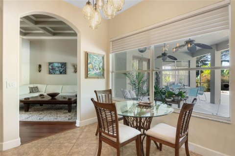 House in Mount Dora, Florida 4 bedrooms, 271.09 sq.m. № 1615006 - photo 10