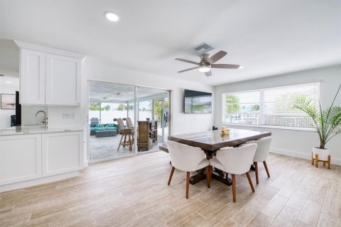 Villa ou maison à vendre à Treasure Island, Floride: 3 chambres, 149.11 m2 № 2138148 - photo 12
