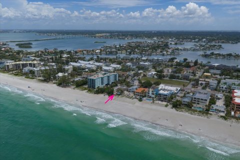 Immobilier commercial à vendre à Indian Rocks Beach, Floride: 4 chambres, 260.68 m2 № 2316762 - photo 3