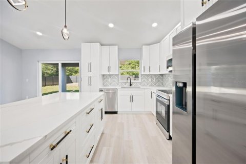 Villa ou maison à vendre à Ocala, Floride: 3 chambres, 134.34 m2 № 2389315 - photo 14