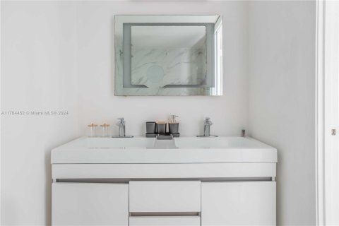 Copropriété à vendre à Aventura, Floride: 2 chambres, 149.11 m2 № 1990408 - photo 16