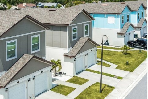 Propiedad comercial en venta en Clearwater, Florida, 166.3 m2 № 1917325 - foto 11