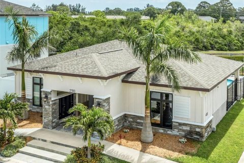 Propiedad comercial en venta en Clearwater, Florida, 166.3 m2 № 1917325 - foto 5