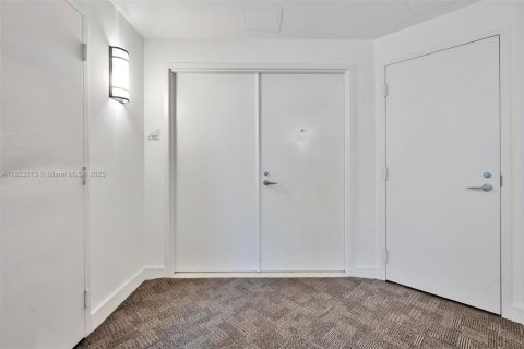 Condo in Aventura, Florida, 3 bedrooms  № 1877722 - photo 2