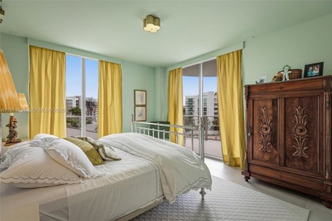 Купить кондоминиум в Бей-Харбор-Айлендс, Флорида 4 спальни, 327.29м2, № 2039993 - фото 24