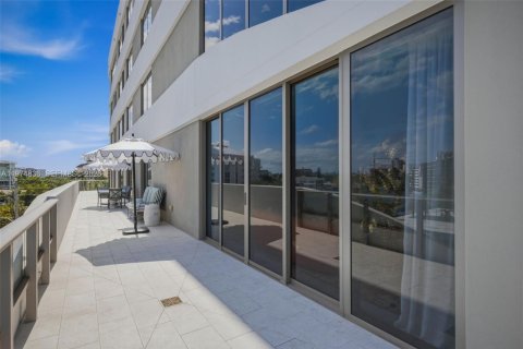 Купить кондоминиум в Бей-Харбор-Айлендс, Флорида 4 спальни, 327.29м2, № 2039993 - фото 18