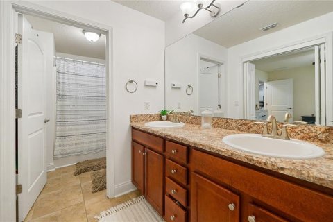 House in Palm Coast, Florida 3 bedrooms, 142.05 sq.m. № 1852471 - photo 14