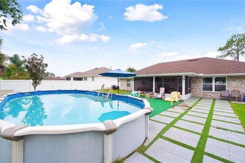 House in Palm Coast, Florida 3 bedrooms, 142.05 sq.m. № 1852471 - photo 2