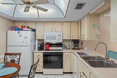 Condominio en venta en Hudson, Florida, 2 dormitorios, 95.6 m2 № 1657719 - foto 10