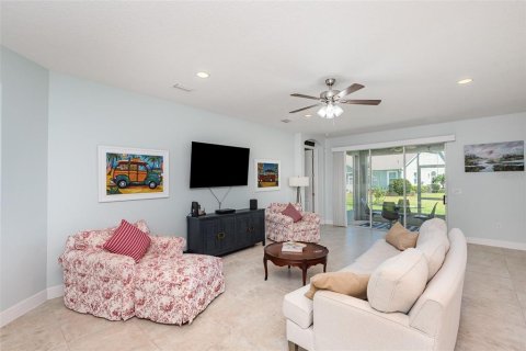 Duplex in Melbourne, Florida 2 bedrooms, 162.49 sq.m. № 1839785 - photo 6