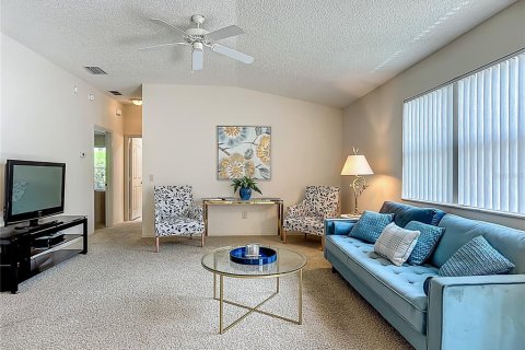 Casa en venta en The Villages, Florida, 2 dormitorios, 112.23 m2 № 1786616 - foto 8