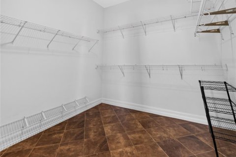 Townhouse in Tampa, Florida 3 bedrooms, 197.14 sq.m. № 2379732 - photo 27