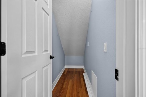 Townhouse in Tampa, Florida 3 bedrooms, 197.14 sq.m. № 2379732 - photo 18