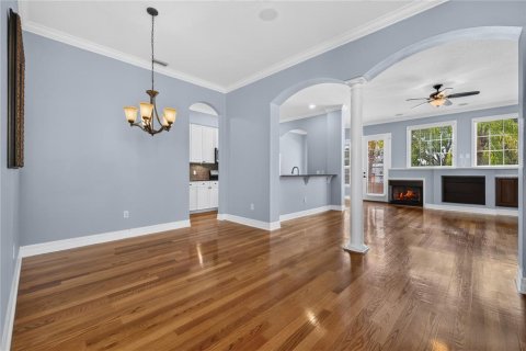 Townhouse in Tampa, Florida 3 bedrooms, 197.14 sq.m. № 2379732 - photo 4