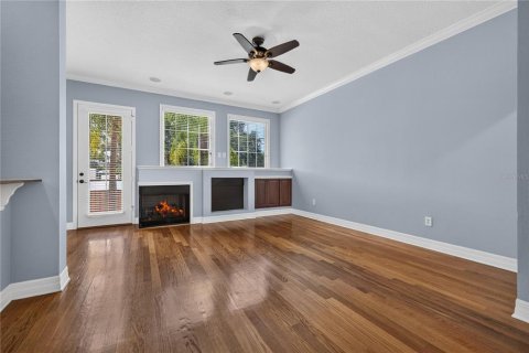 Townhouse in Tampa, Florida 3 bedrooms, 197.14 sq.m. № 2379732 - photo 10