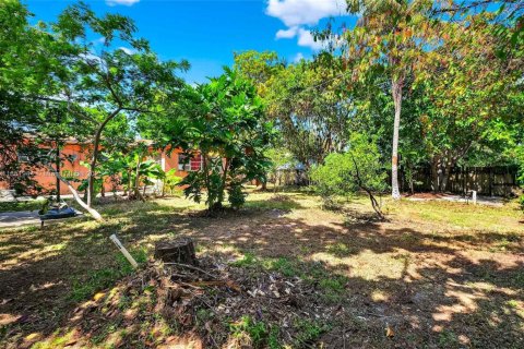 House in North Miami, Florida 3 bedrooms, 123.37 sq.m. № 1874805 - photo 23