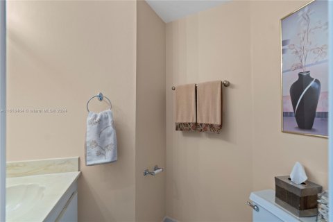 Condo in Aventura, Florida, 1 bedroom  № 1763883 - photo 24