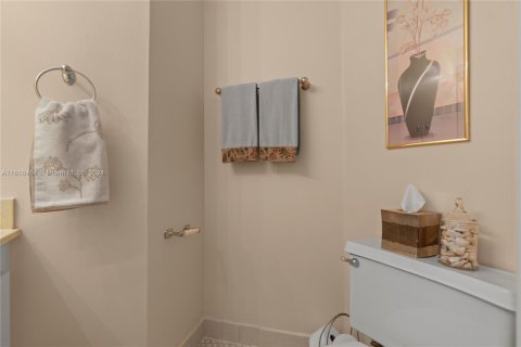 Condo in Aventura, Florida, 1 bedroom  № 1763883 - photo 23