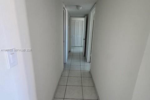 Apartment in Hialeah, Florida 2 bedrooms, 91.04 sq.m. № 2020670 - photo 5
