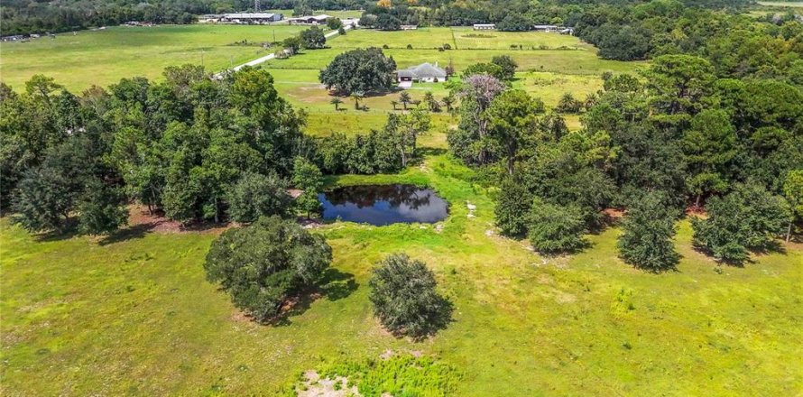 Land in Astatula, Florida № 2383481