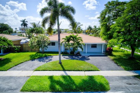 Casa en alquiler en Pompano Beach, Florida, 3 dormitorios, 132.85 m2 № 1978019 - foto 17