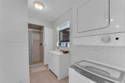 Casa en alquiler en Pompano Beach, Florida, 3 dormitorios, 132.85 m2 № 1978019 - foto 10