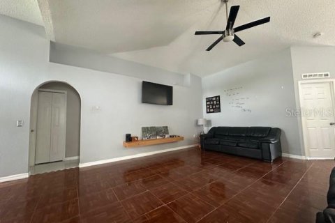Casa en alquiler en Orlando, Florida, 3 dormitorios, 150.87 m2 № 1908406 - foto 6