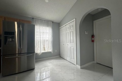 Casa en alquiler en Orlando, Florida, 3 dormitorios, 150.87 m2 № 1908406 - foto 9
