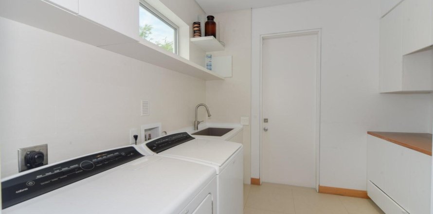 Casa en Wellington, Florida 5 dormitorios, 545.62 m2 № 1018102