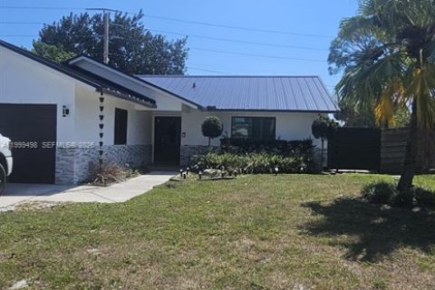 Villa ou maison à vendre à Deerfield Beach, Floride: 3 chambres, 153.1 m2 № 2064658 - photo 3