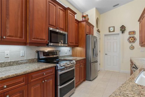 House in Palm Coast, Florida 3 bedrooms, 181.9 sq.m. № 1907662 - photo 21