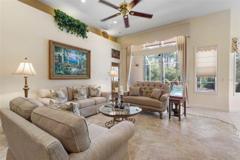 House in Palm Coast, Florida 3 bedrooms, 181.9 sq.m. № 1907662 - photo 8