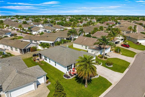 House in The Villages, Florida 3 bedrooms, 141.4 sq.m. № 1625245 - photo 5