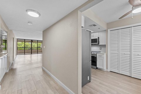 Купить кондоминиум в Бока-Ратон, Флорида 4 комнаты, 112.13м2, № 2251562 - фото 27
