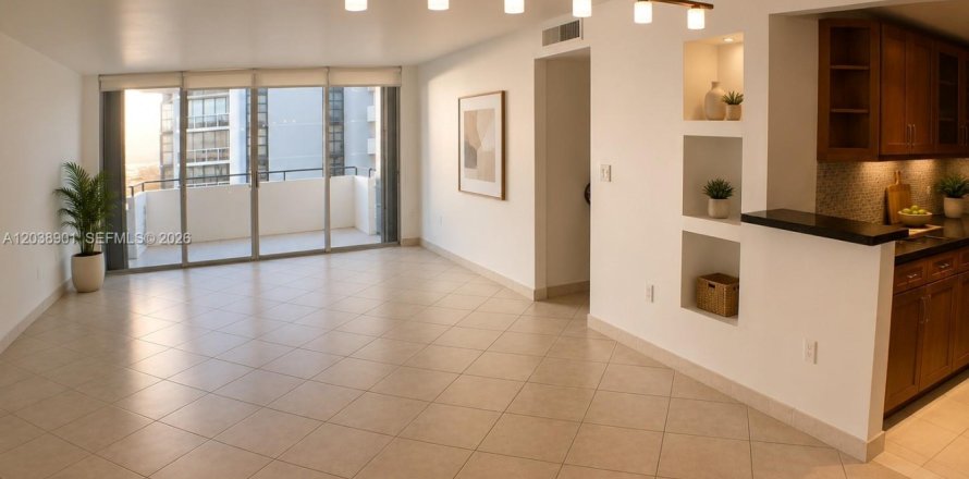 Condominio en Miami Beach, Florida, 2 dormitorios № 2171444