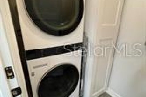 Propiedad comercial en alquiler en Dade City, Florida, 154.22 m2 № 1905044 - foto 10