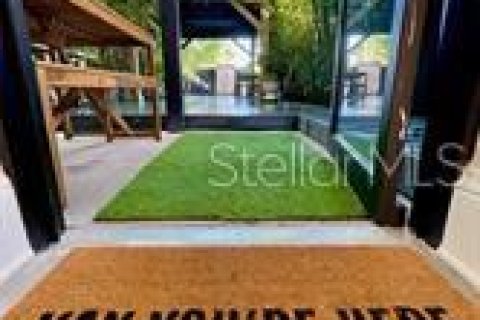 Propiedad comercial en alquiler en Dade City, Florida, 154.22 m2 № 1905044 - foto 11