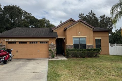 Villa ou maison à Kissimmee, Floride 3 chambres, 144.46 m2 № 2039227