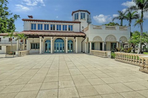 House in Sarasota, Florida 5 bedrooms, 707.45 sq.m. № 1818873 - photo 20