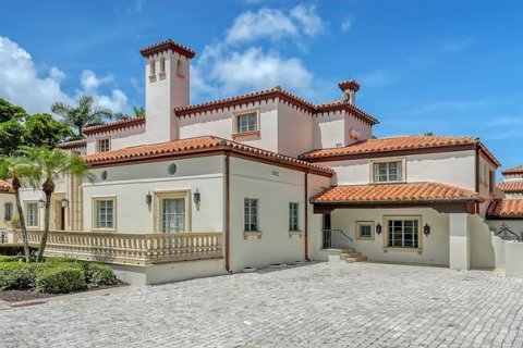 House in Sarasota, Florida 5 bedrooms, 707.45 sq.m. № 1818873 - photo 9