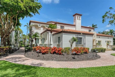 House in Sarasota, Florida 5 bedrooms, 707.45 sq.m. № 1818873 - photo 23