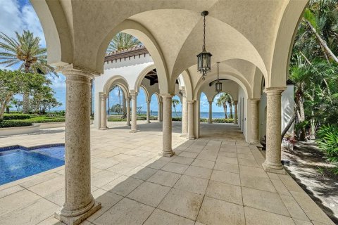 House in Sarasota, Florida 5 bedrooms, 707.45 sq.m. № 1818873 - photo 28
