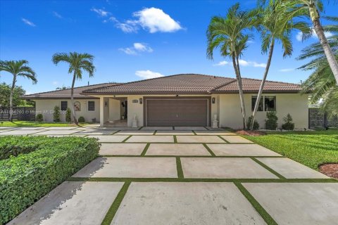 Casa en venta en Doral, Florida, 4 dormitorios, 265.05 m2 № 1933244 - foto 6