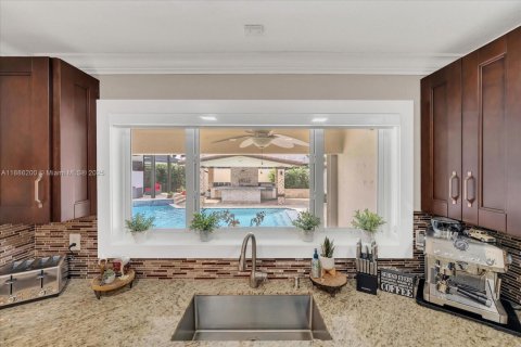 Casa en venta en Doral, Florida, 4 dormitorios, 265.05 m2 № 1933244 - foto 17