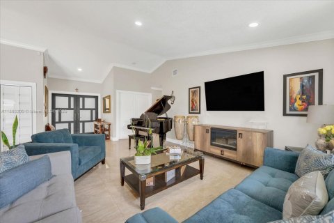 Casa en venta en Doral, Florida, 4 dormitorios, 265.05 m2 № 1933244 - foto 9