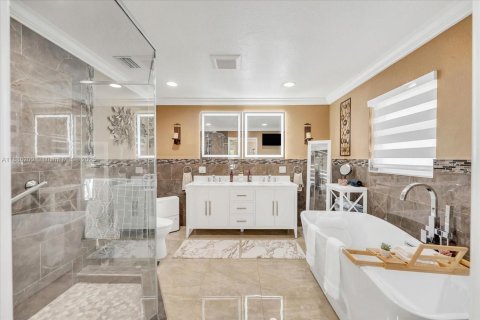 Casa en venta en Doral, Florida, 4 dormitorios, 265.05 m2 № 1933244 - foto 29